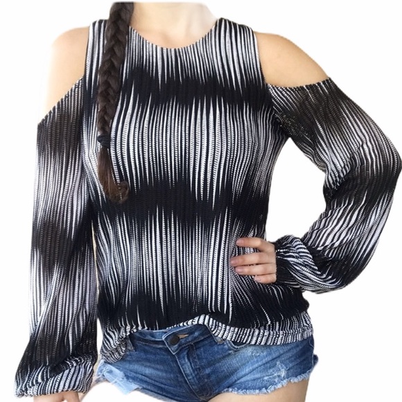 VENUS Tops - Venus Cold Shoulder Top Black White Light Black